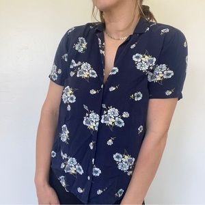 Lucky Brand Short Sleeve Button Up Navy and Floral Size Small